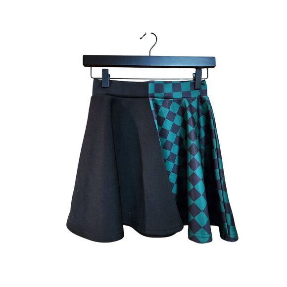 Black & Green Checkered Flared Skater Skirt S - Picture 1 of 3